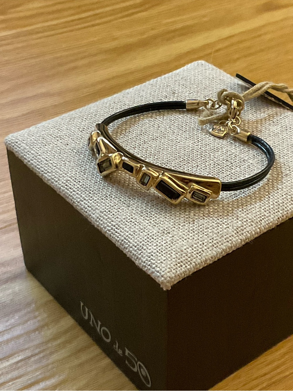 UNO de 50 Black Leather Bracelet with Gold Plated Accents